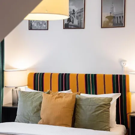 아파트 Nowy Swiat Modern Vintage By Bookinghost 바르샤바