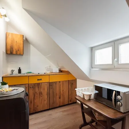 Nowy Swiat Modern Vintage By Bookinghost Warszawa