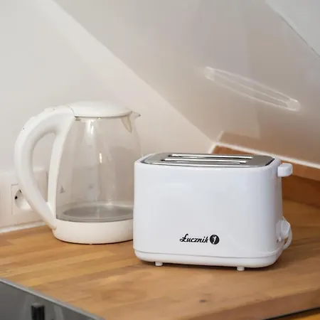 Nowy Swiat Modern Vintage By Bookinghost 바르샤바